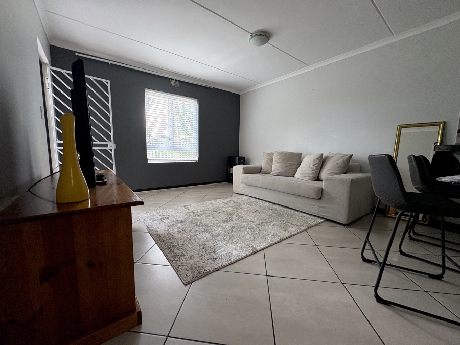 2 Bedroom Property for Sale in Buh Rein Estate Western Cape